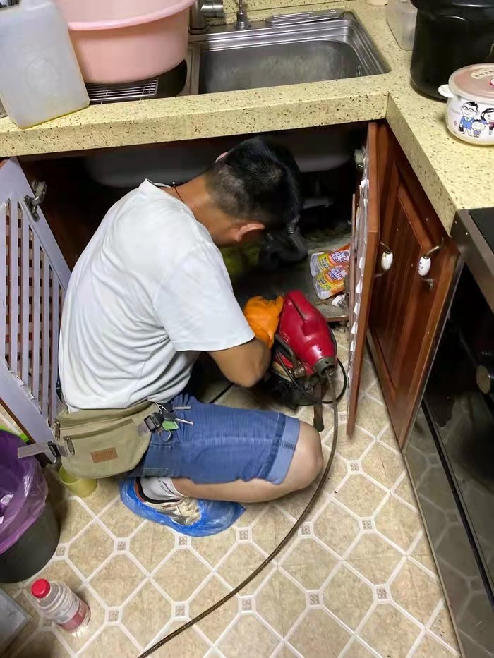 佛罗镇通下水道